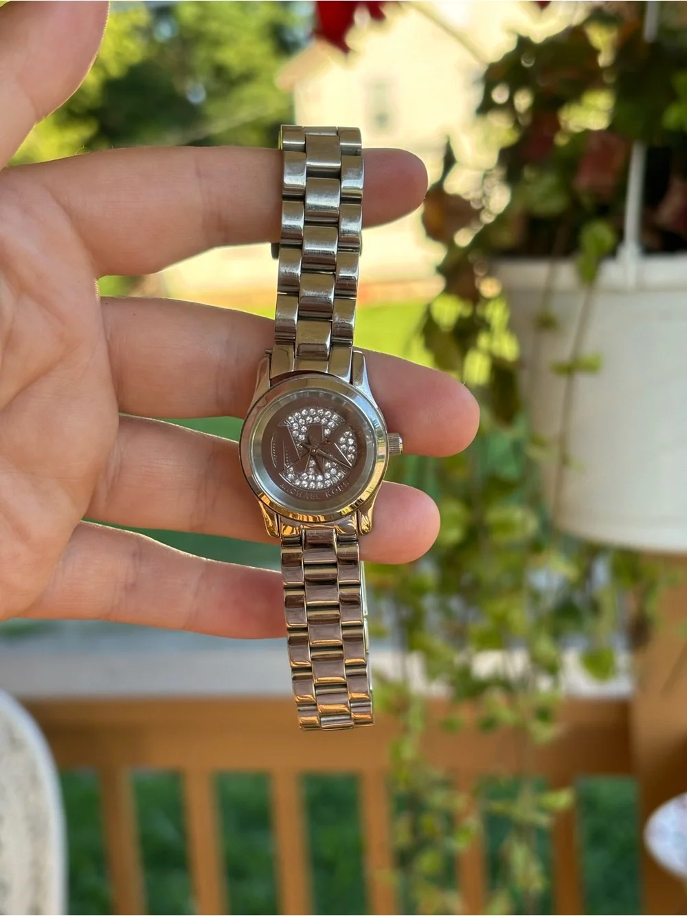 Michael Kors Silver tone elegant Bracelet Watch